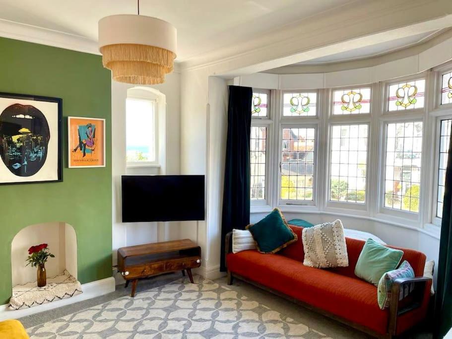 3 Bedroom Spacious Seaside Apartment With Estuary Views Southend-on-Sea Exterior foto